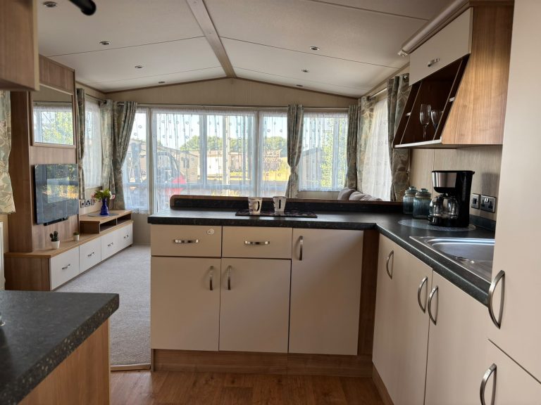 ABI SUNNINGDALE 2013 – REF 693