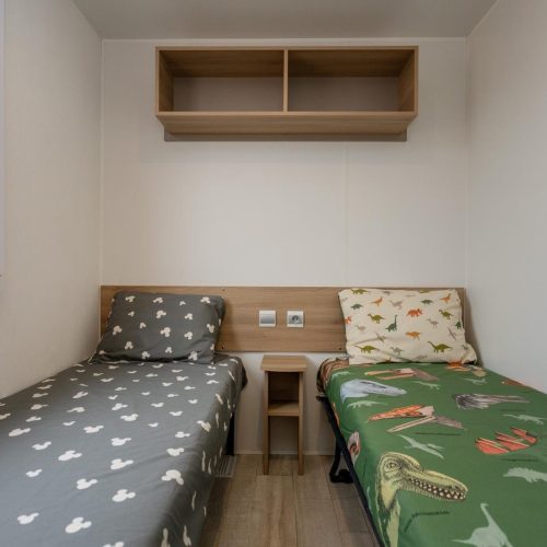 2c0db401-b6c9-4df9-9400-d5a900400693