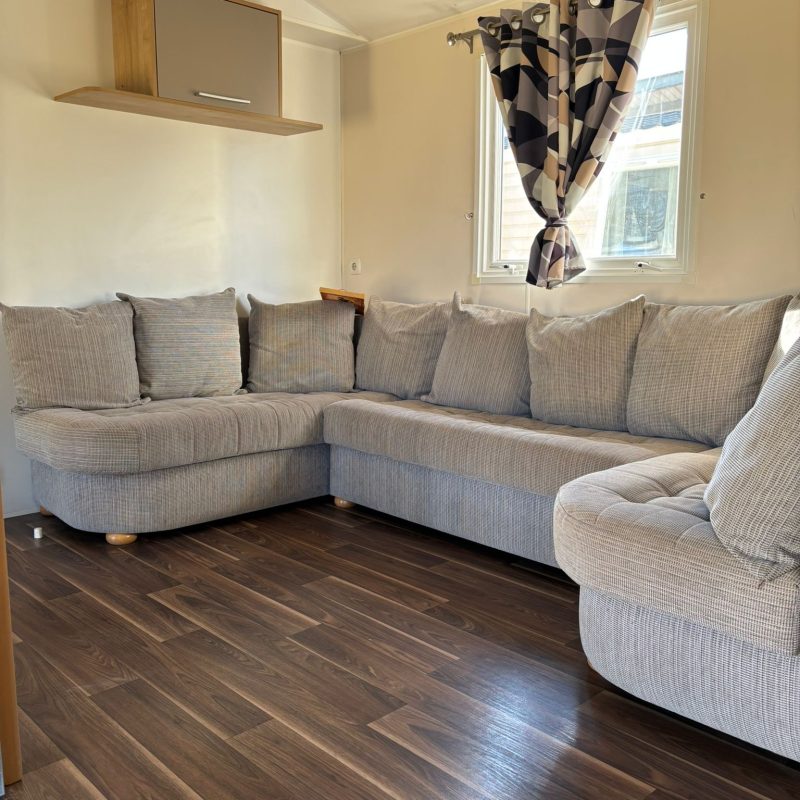 WhatsApp Image 2025-10-11 à 10.10.28_c89efbbd