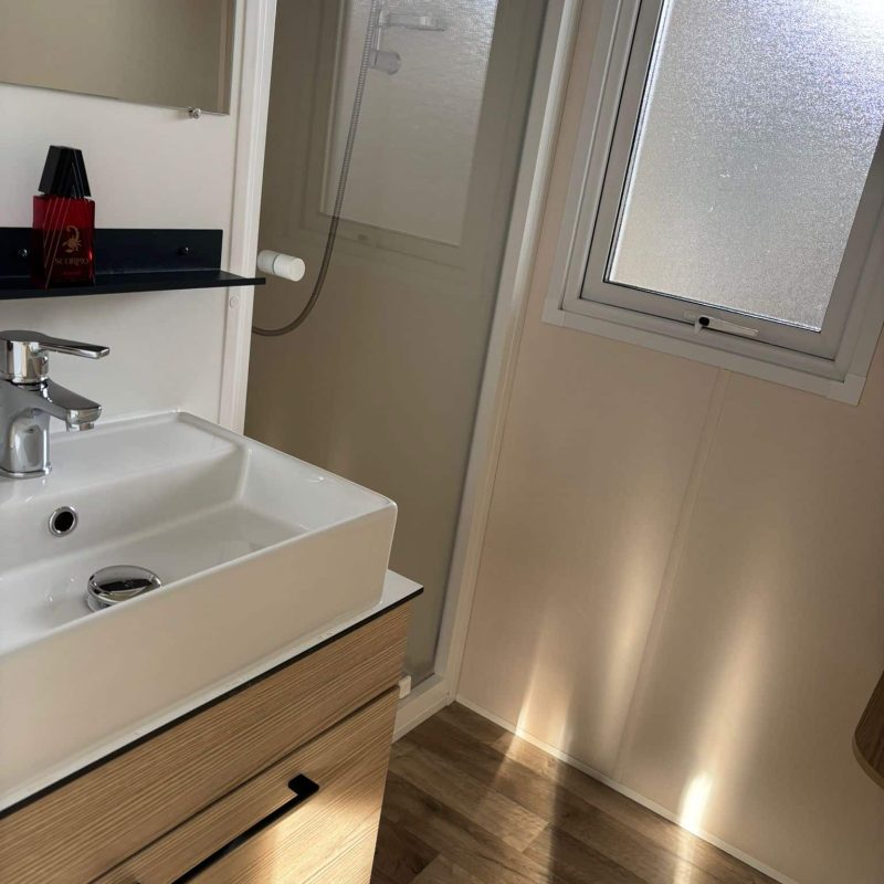 WhatsApp Image 2025-12-06 à 12.09.23_a72463a9