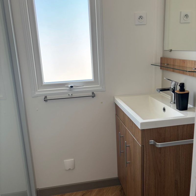 WhatsApp Image 2026-04-21 at 15.58.50 (1)