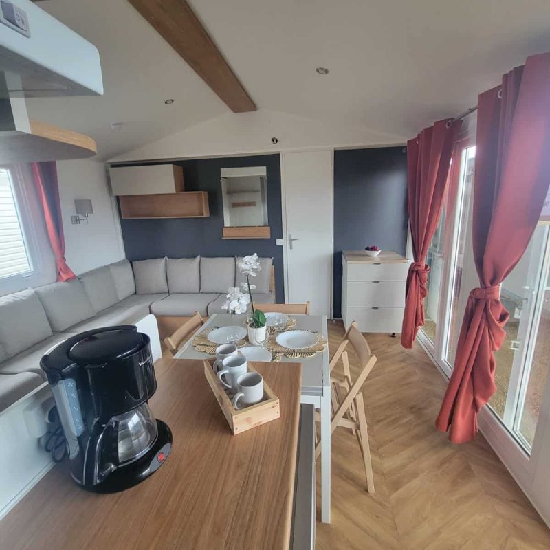 c41569a7-325f-4b46-b9b2-0594d0436626