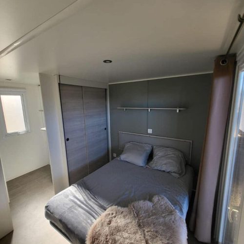 Chambre principale du mobil-home Trigano Savina 2020